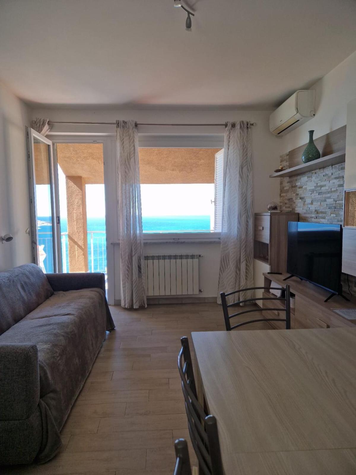 La Finestra Sul Golfo Apartment Ospedaletti Luaran gambar